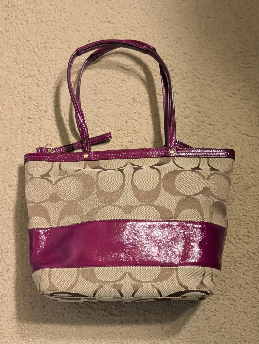 Coach Beige Signature Canvas Tote with Magenta Patent Trim